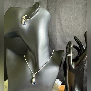 Elegant Silver and Blue Jewelry Set